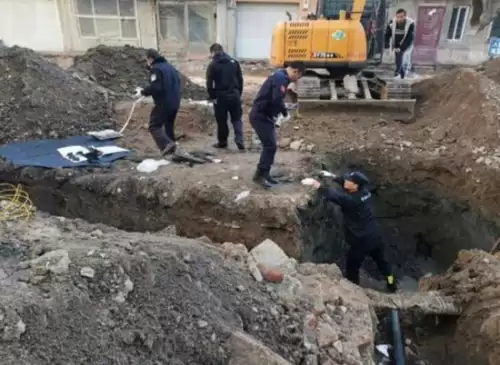 明日之后怎么做防爆镐头　明日之后冲击手雷-第1张