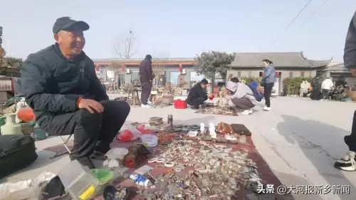 天涯明月刀商行古玩在哪　烟雨江湖天刀任务矿石商人在哪-第4张