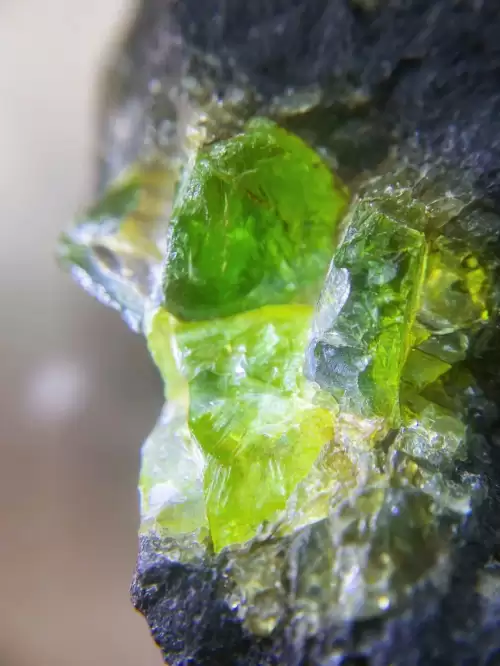 迷你世界炽热晶核怎么获得　炽热元素使的获得方式-第18张