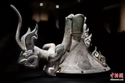 御龙在天龙纹鼎　武侠之龙战八荒-第8张